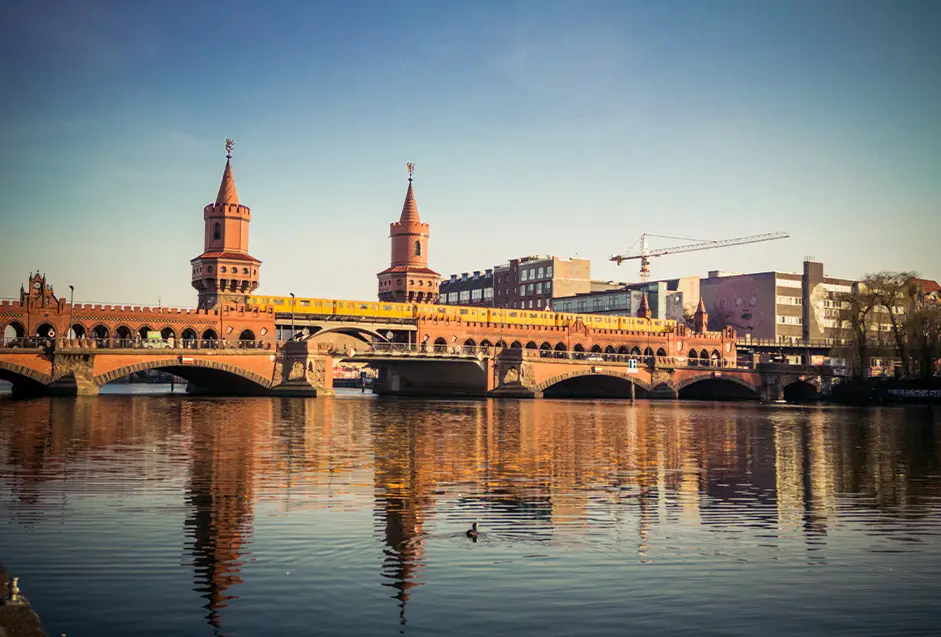 Die Oberbaumbrücke in Berlin Die Oberbaumbrücke in Berlin